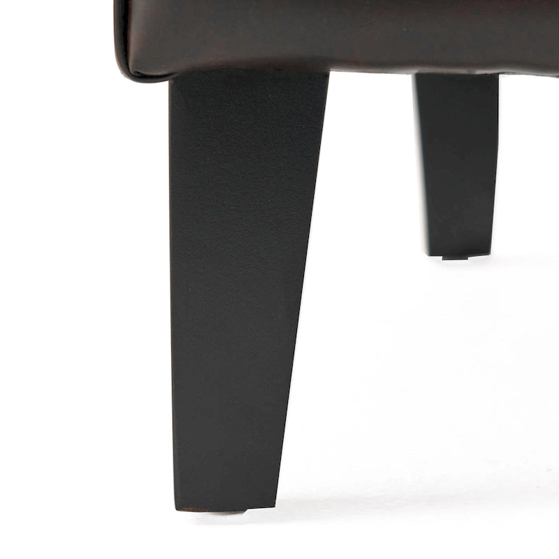 Sillón decorativo de respaldo alto con orejas y patas de madera de abedul