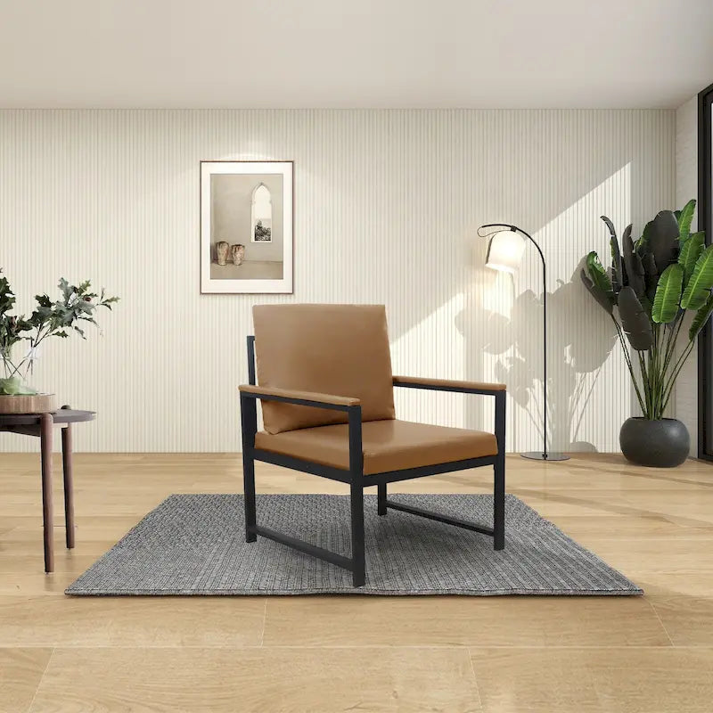 Sillón decorativo de piel sintética color Camel con patas antideslizantes