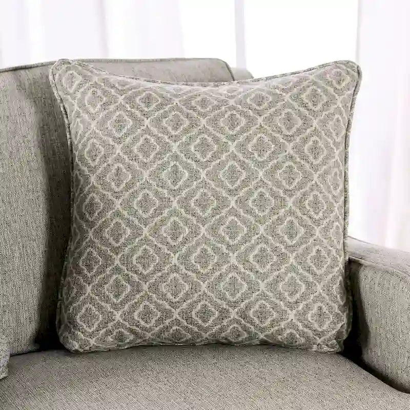 Sofá gris de tela transicional con almohadas decorativas