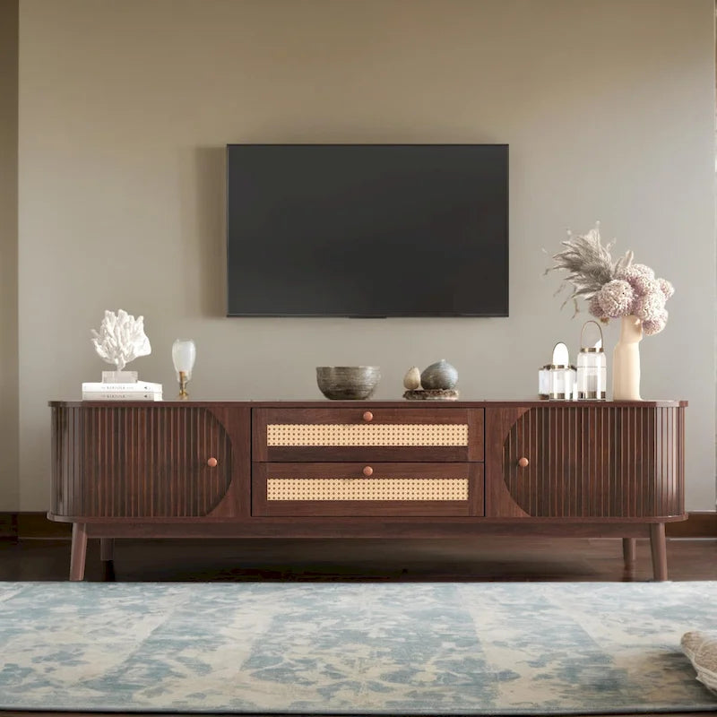Mueble para TV de ratán para televisores de hasta 75 pulgadas con patas de madera maciza